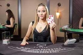 Antarmuka deposit QRIS dan e-wallet di kawasantoto